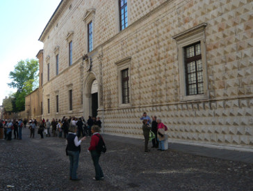 Ferrara - Palace of diamonds [credit photo: Gianpiero Buonagurelli]